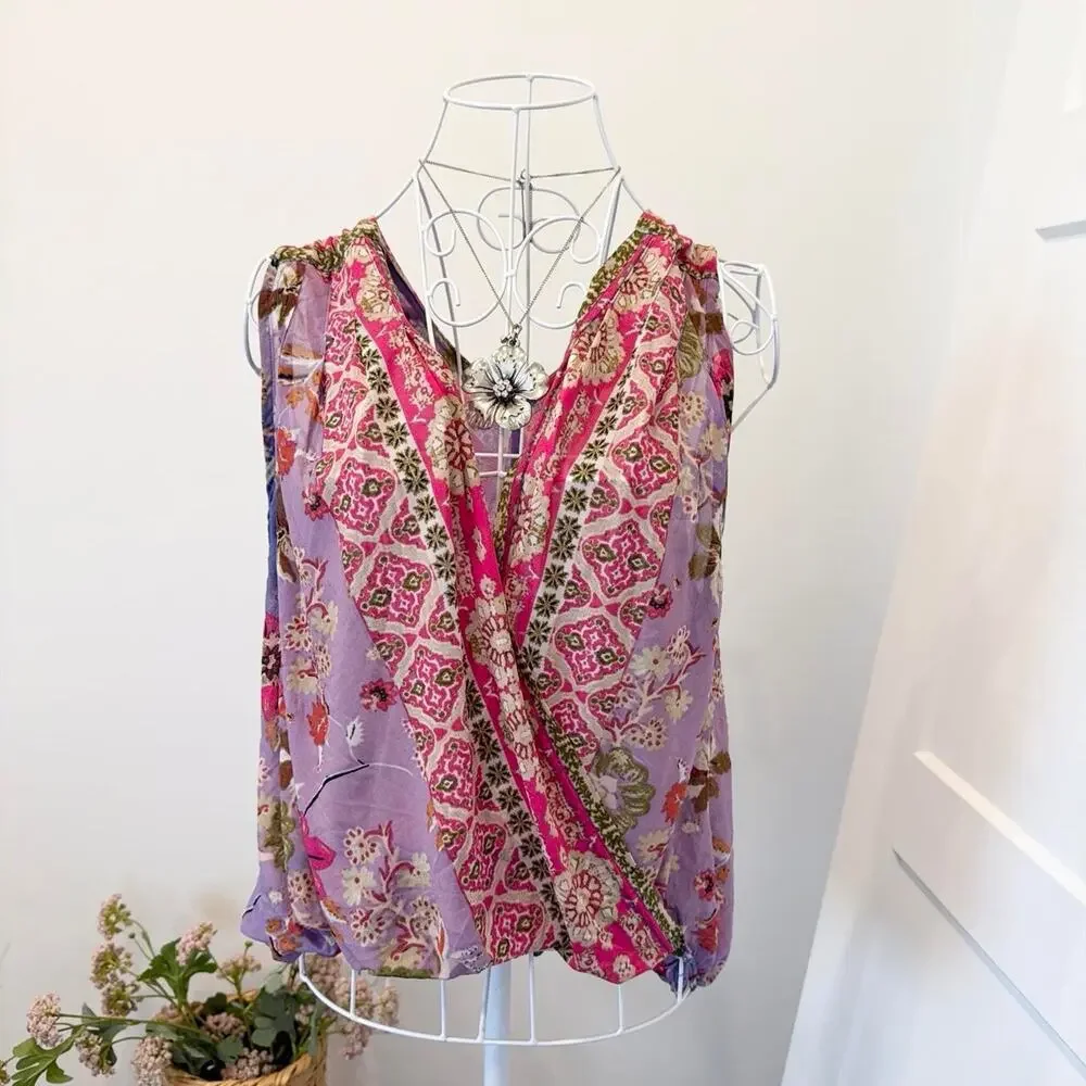 The prettiest free people boho floral gathered wrap v neck blouse